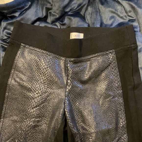 Cache Snakeskin Leggings - Picture 2 of 4